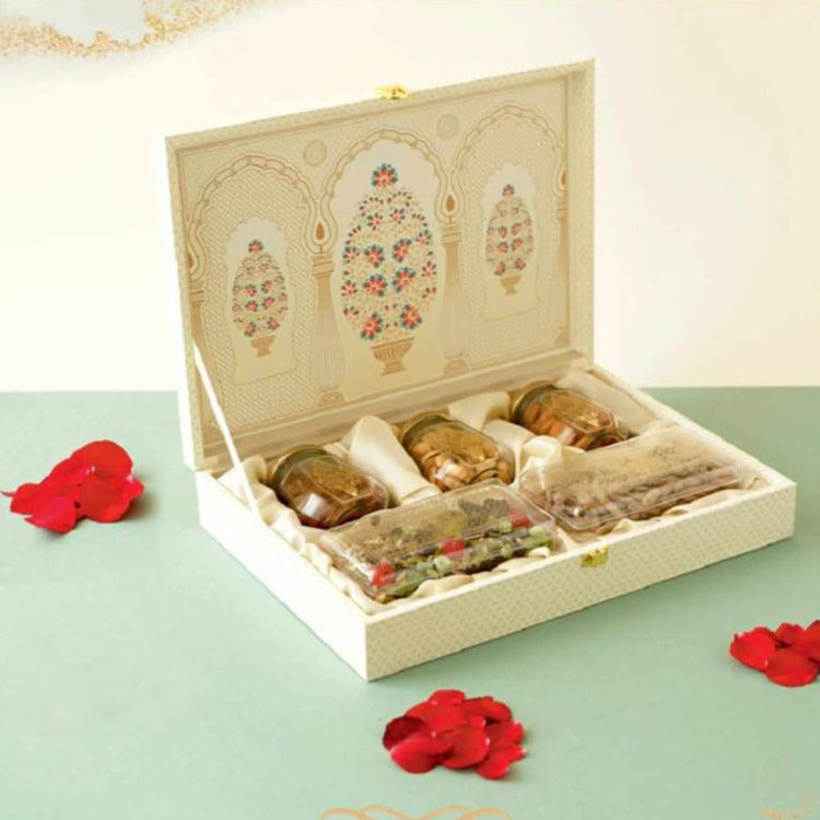 Luxury White Marble Wedding Favour / Invite - Between Boxes Gifts