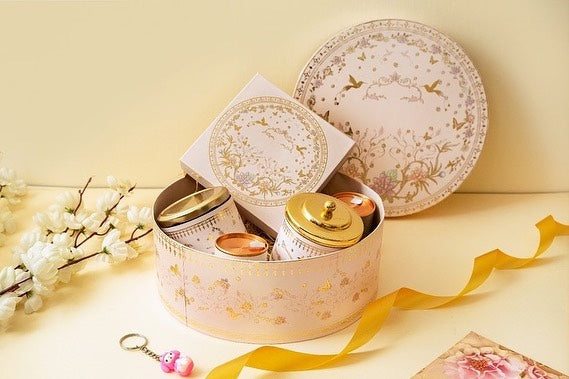 Luxury wedding gifts