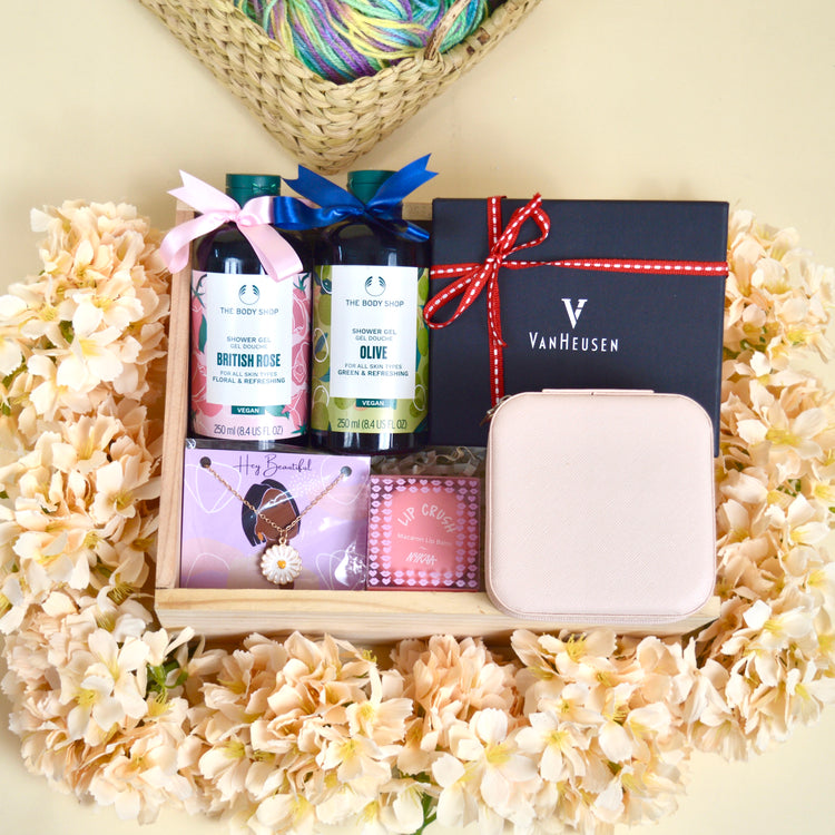Elegant Rakhi Box for Bhaiya Bhabhi