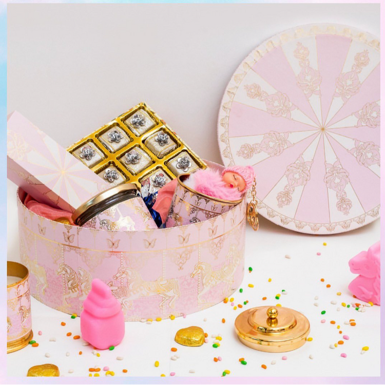 Baby shower gift for girl