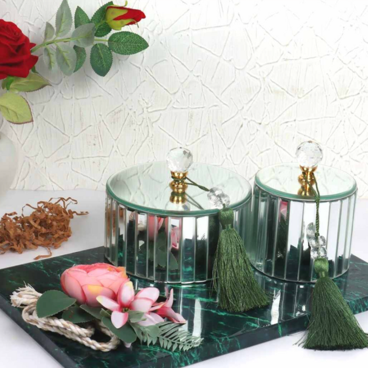 Green Return Favour / Invite - Between Boxes Gifts