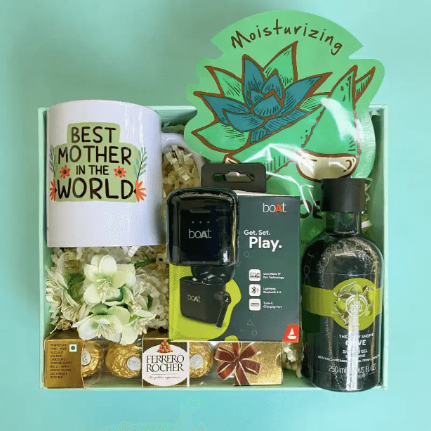 Gift hamper for mother