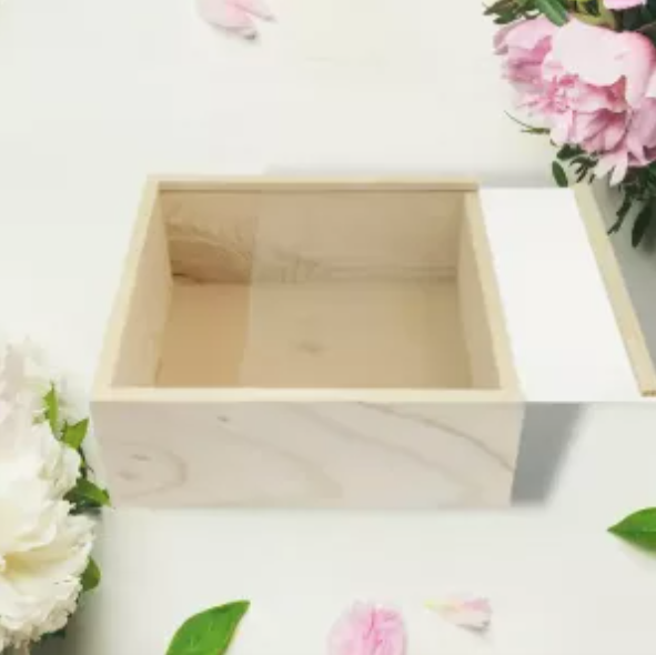 Pinewood Box - Between Boxes Gifts