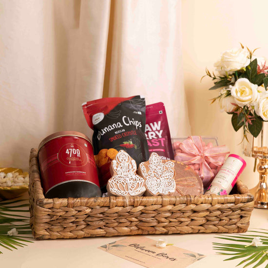 Divine Spendor Diwali Gift Hamper1