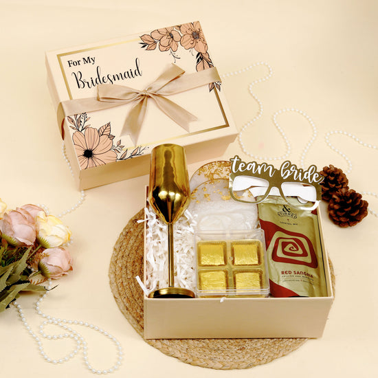 Elegant-Extravagance-Bridesmaid-Gift-Hamper_1